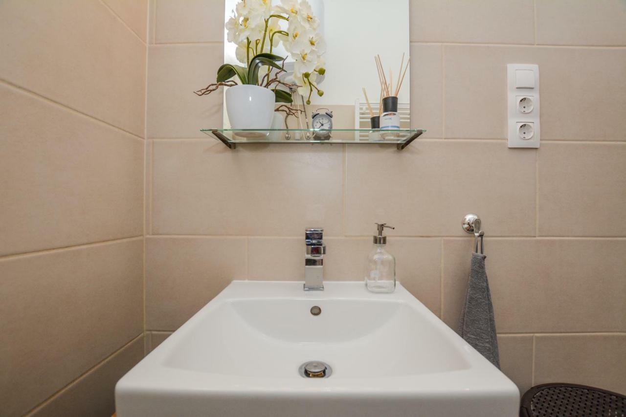 Timeless Apartment Budapest Bagian luar foto
