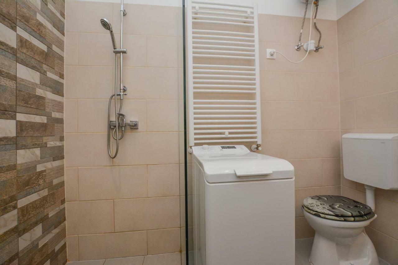 Timeless Apartment Budapest Bagian luar foto