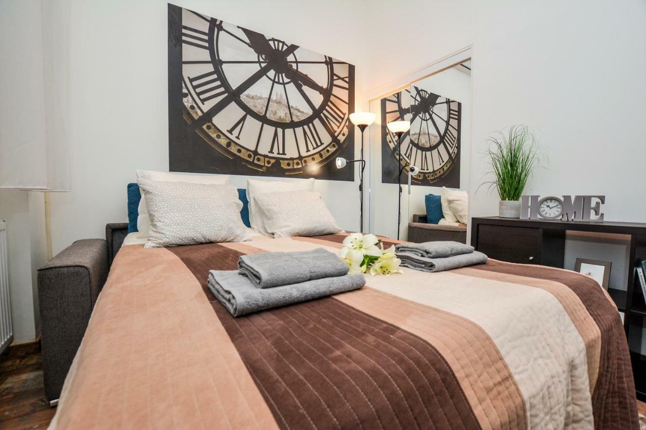 Timeless Apartment Budapest Bagian luar foto